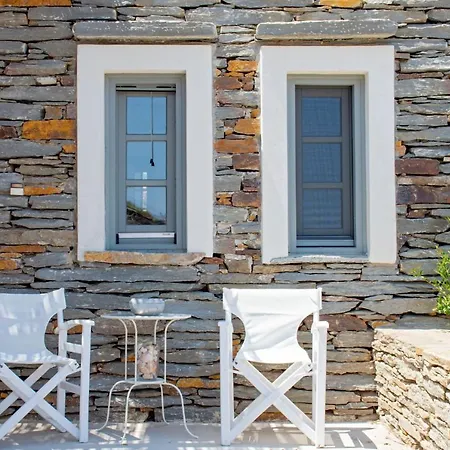 Vakantiehuis Beautiful And Stylish House 5 Minutes By Foot From A Fantastic Sandy Beach Ioulis