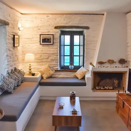 Beautiful And Stylish House 5 Minutes By Foot From A Fantastic Sandy Beach Vakantiehuis